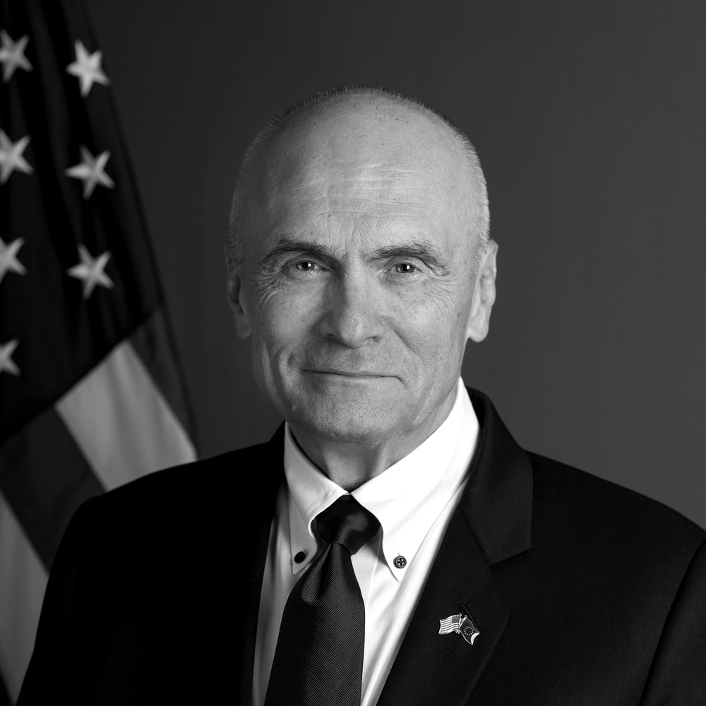 Andrew_Puzder